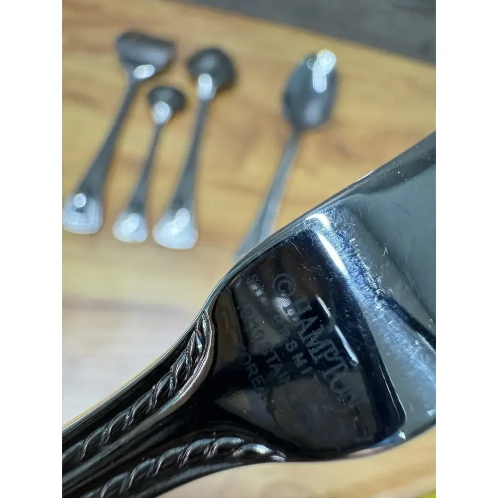 Hampton Silversmiths set butter